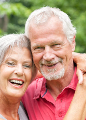 happy-estate-older-couple_1